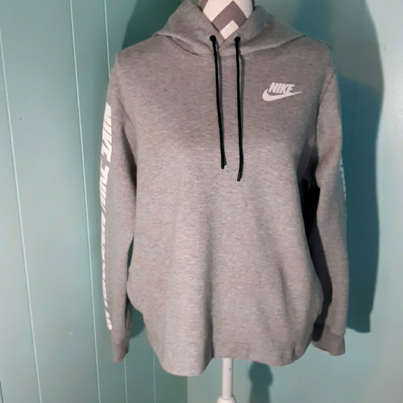 Nike Tops - Nike Hoodie